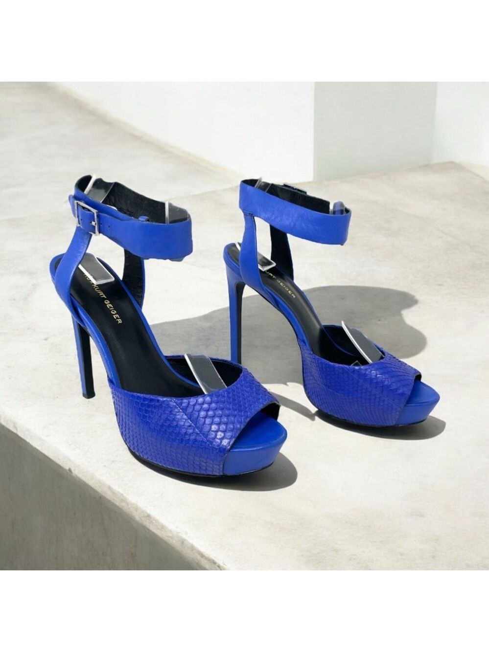 ** NEW Kurt Geiger Cobalt Blue Platform Peep Toe Heeled Sandals Size 40